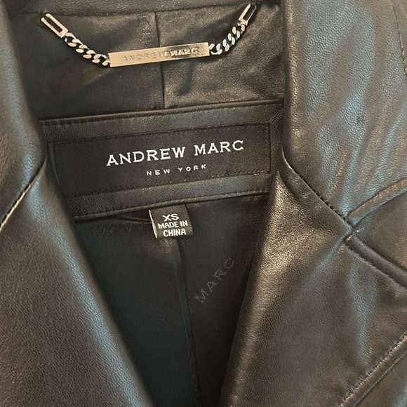 Andrew Marc Women’s Leather Coat - Picture 2 of 4